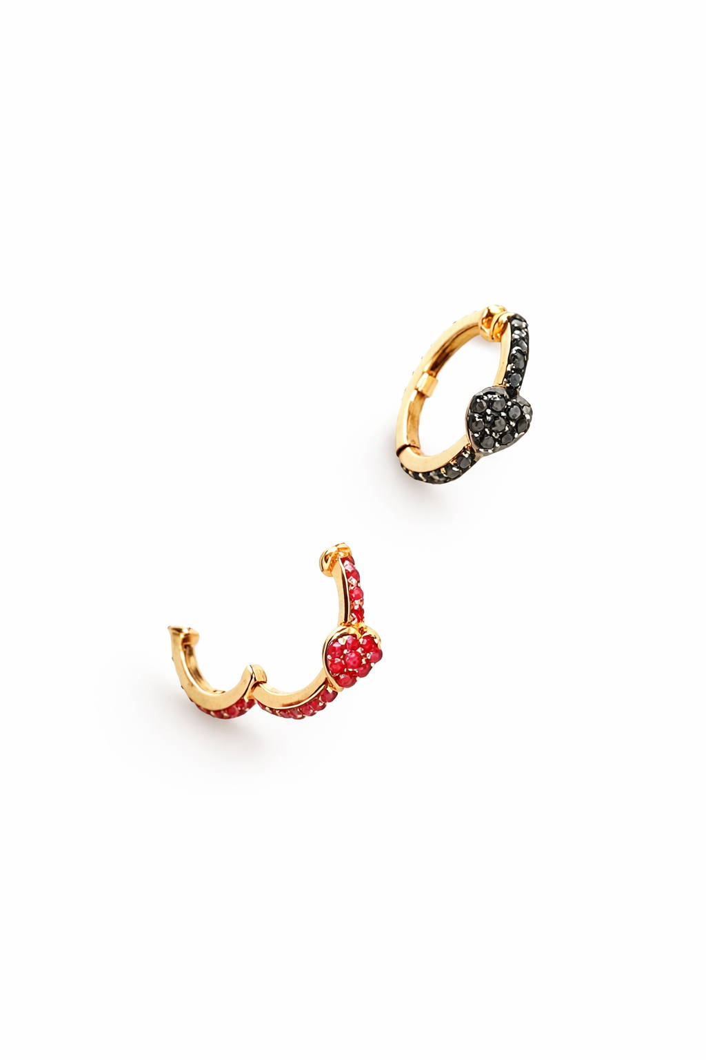 Black Heart Diamond Earcuff Aretes