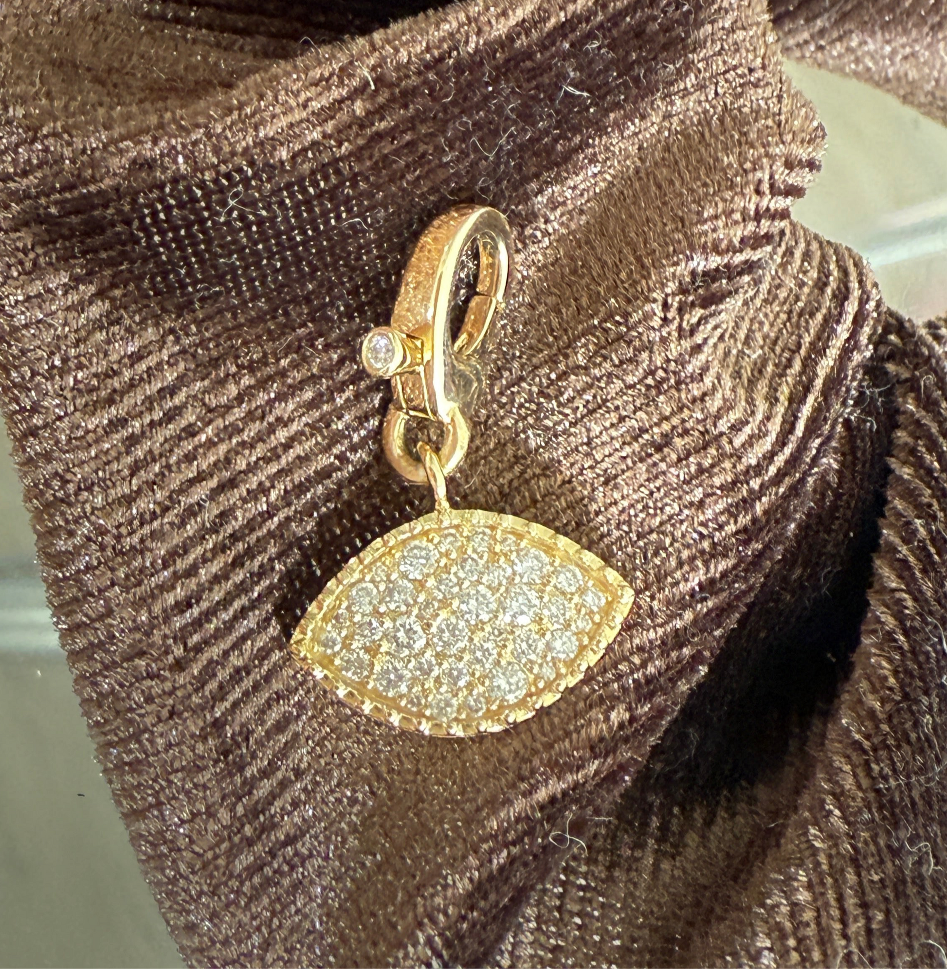 Dije Ojo Diamantes