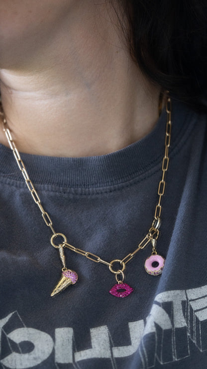 Kiss me now - Ruby lip pendant