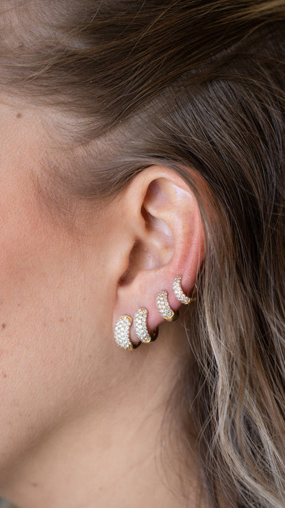 Huggies Pavé Aretes