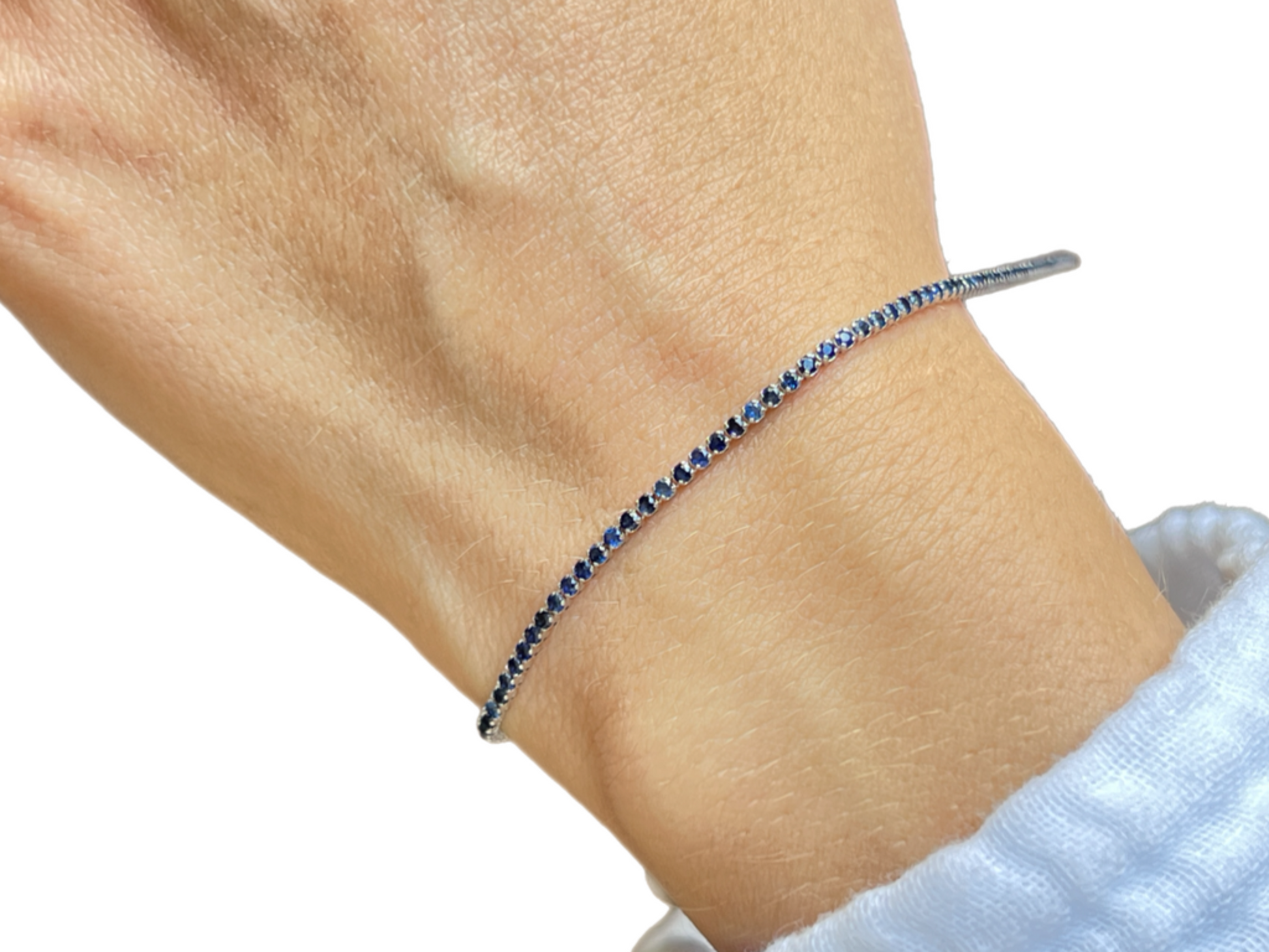Tennis bracelet