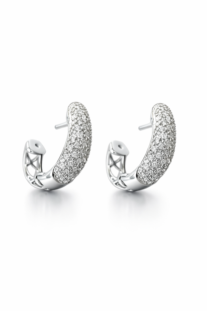 Huggies Pavé Blancos Aretes