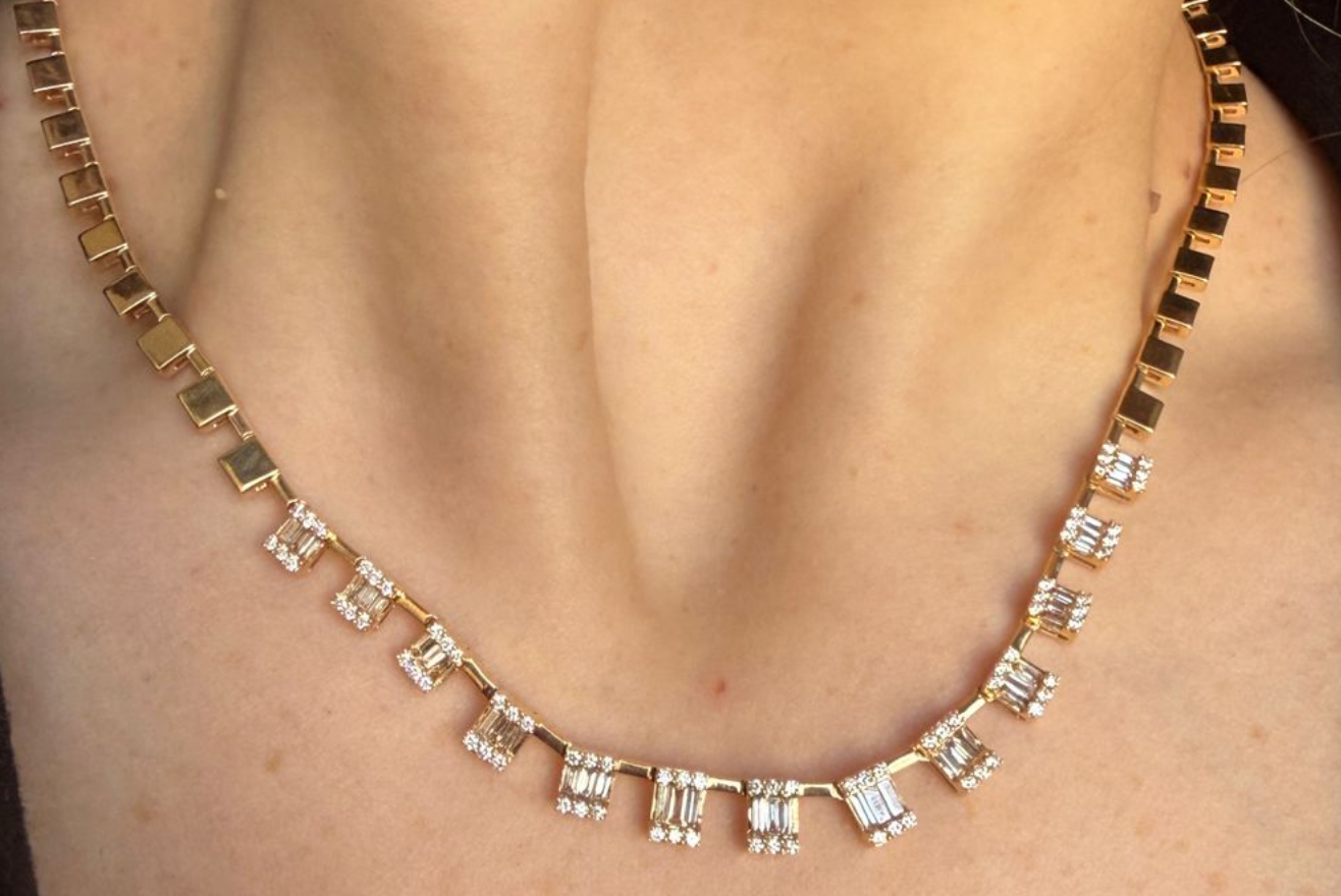 Collar Sq. Lover