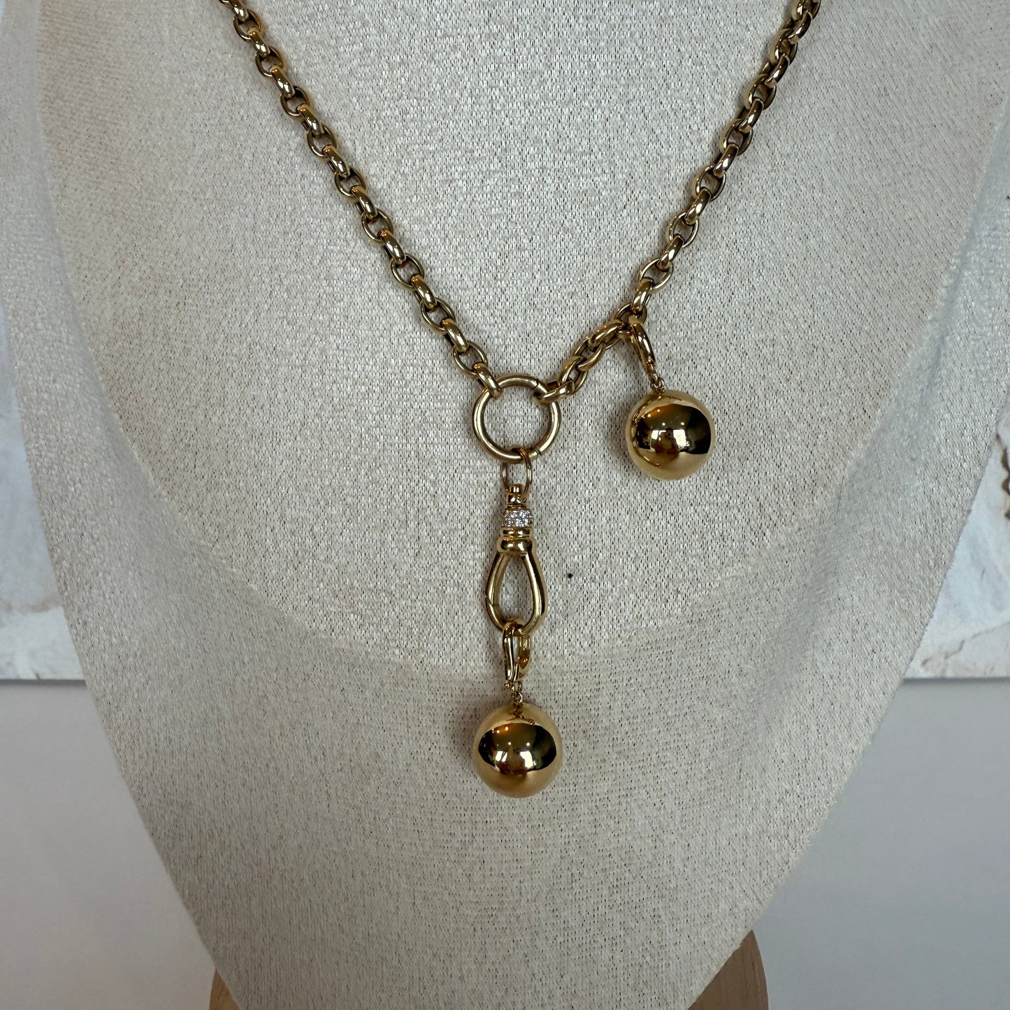 Golden Dots - Hanging Balls